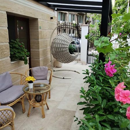 Family Boutique Residence-Free Parking Veliko Tărnovo Exteriör bild