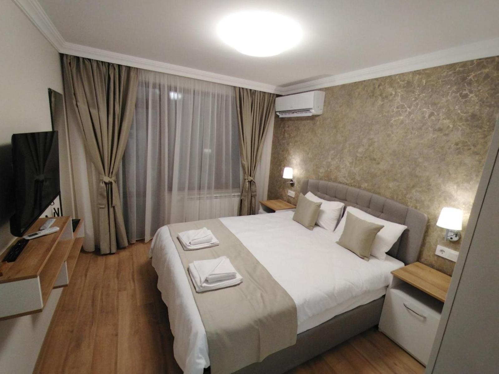 Family Boutique Residence-Free Parking Veliko Tărnovo Exteriör bild