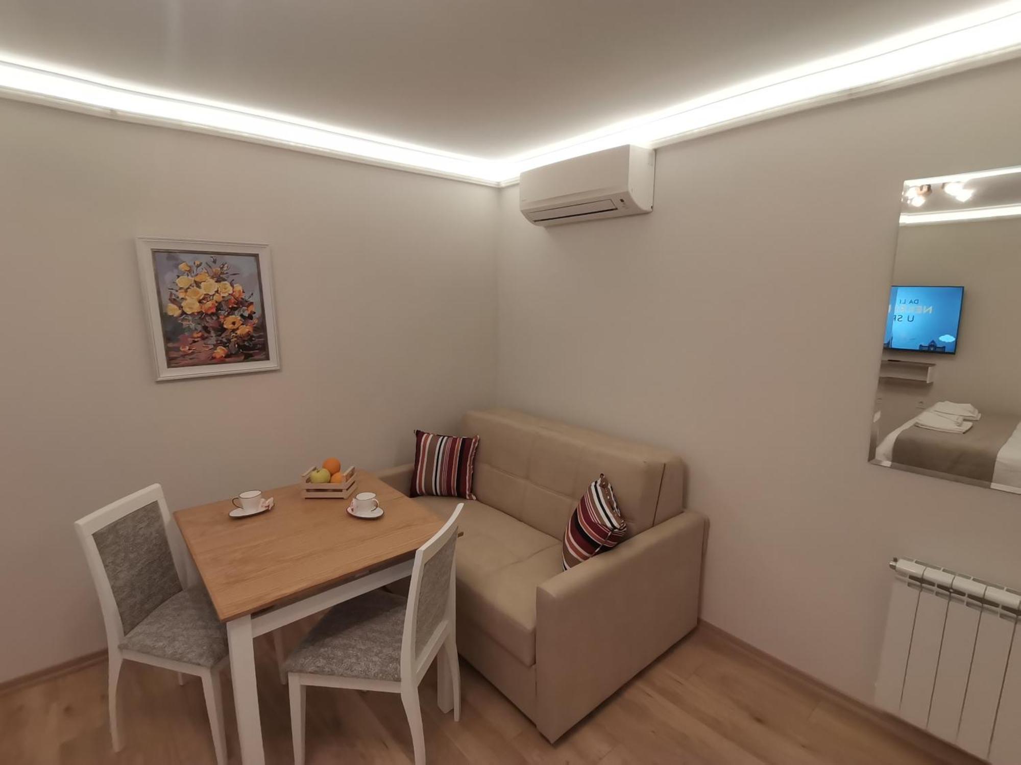 Family Boutique Residence-Free Parking Veliko Tărnovo Exteriör bild